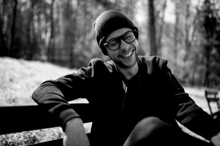 Premiere: ARTS ci fa ascoltare “System Theory” di DEAS
