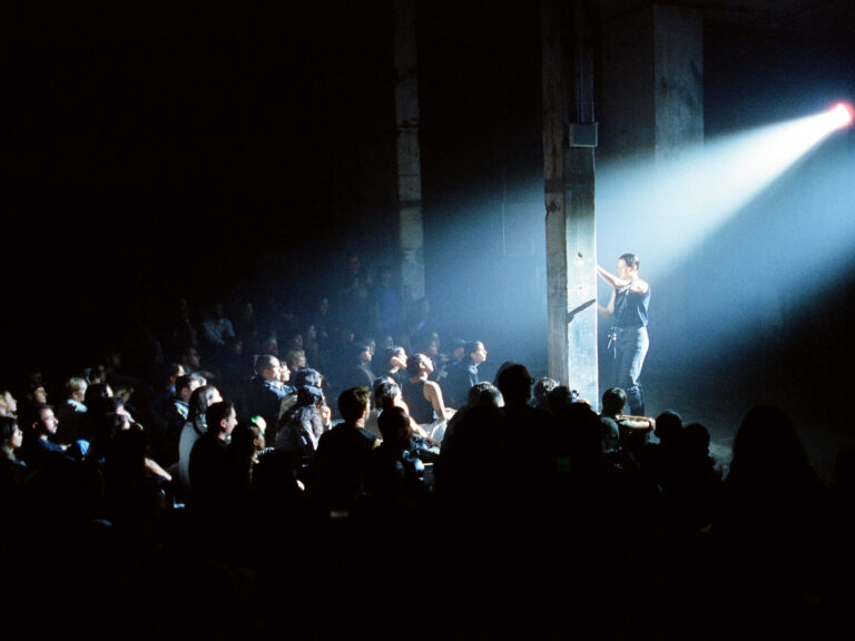 Berlin Atonal 2025 è la “deutsche vita lenta” che diventa festival