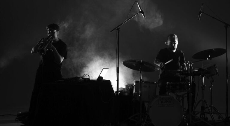 Jazz-o-Tech presenta: “White Gardenia Vol.3”, la raccolta che unisce i punti tra techno e jazz (PREMIERE)