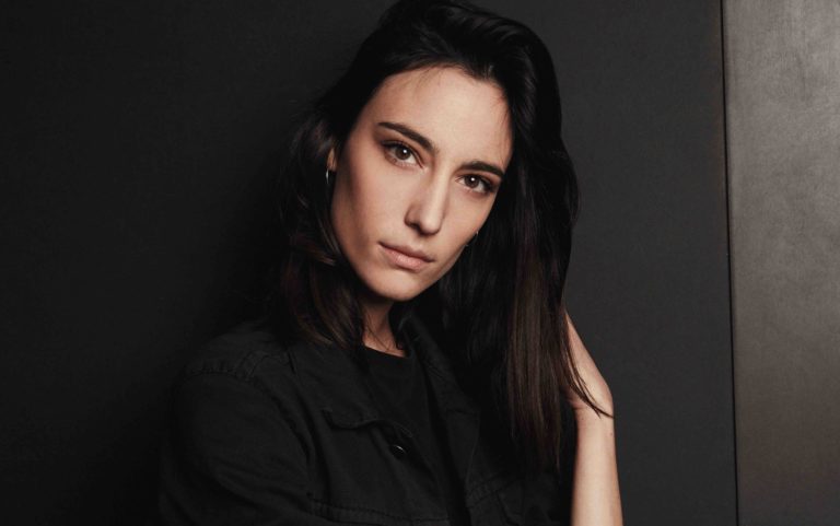 Amelie Lens presenta una compilation per sostenere l’Ucraina