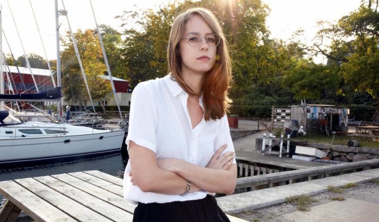 Avalon Emerson sostiene gli artisti e la musica con Buy Music Club