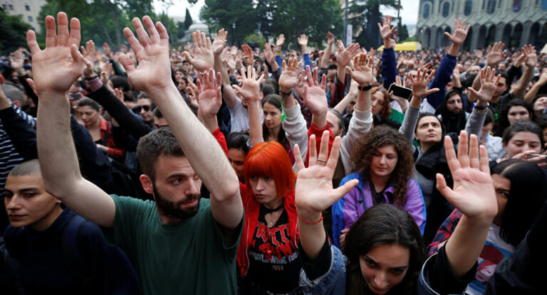 Oltre il Bassiani: la Rave Revolution georgiana in un documentario BBC