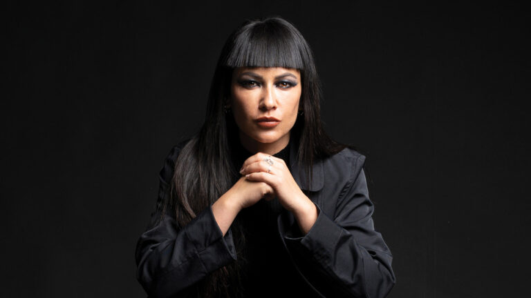 Fatima Hajji arriva al Gate Milano
