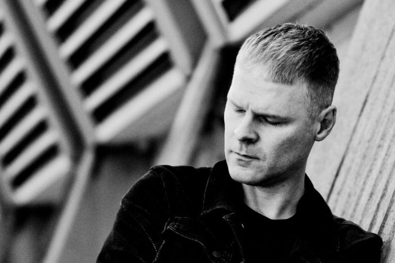 Gregor Tresher, Catharsis: “La notte è magia”