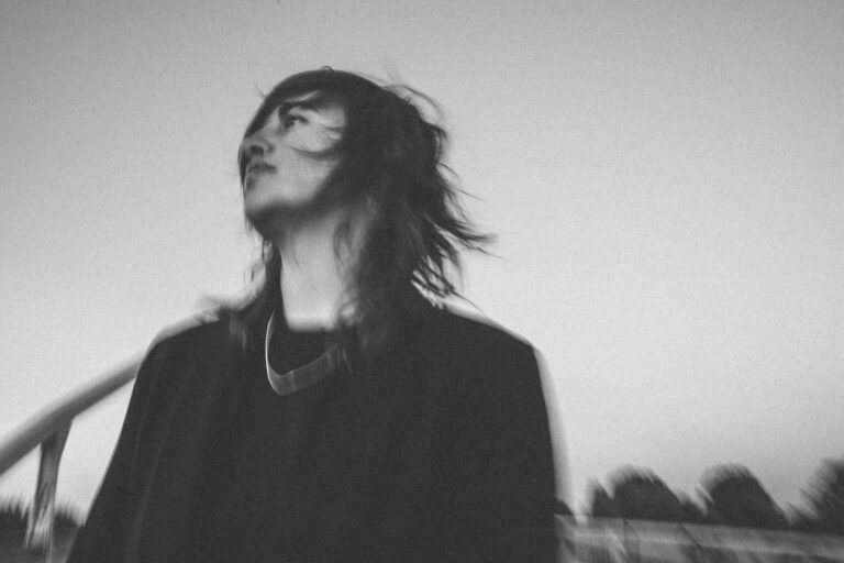 Token premiere: Ascolta “Corrie” di Sandrien & STIPP
