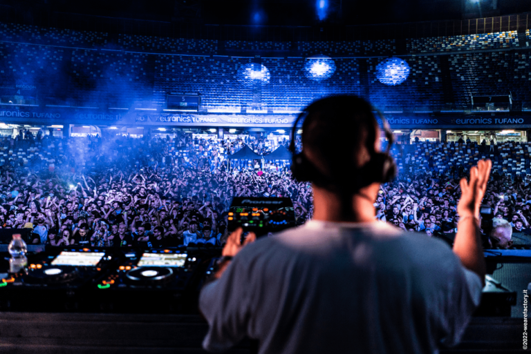 Joseph Capriati & Friends: risuona la techno nello stadio Diego Armando Maradona