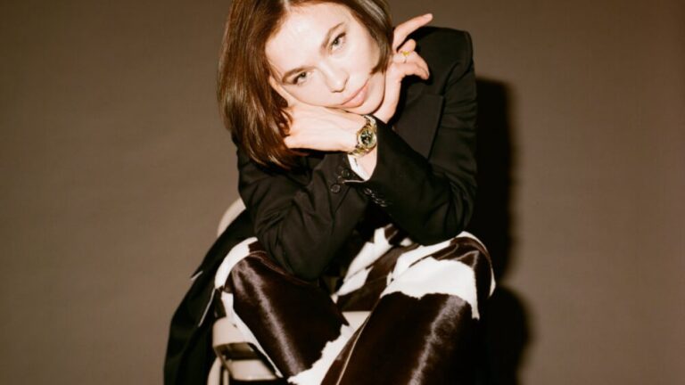 Nina Kraviz porta un Aphex Twin d’annata sulla sua трип