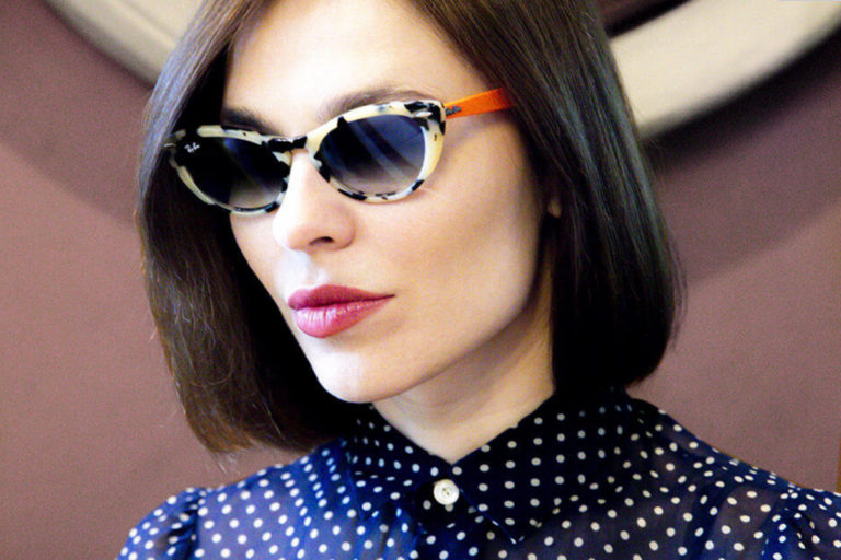 Ray-Ban sceglie Nina Kraviz come protagonista di Feel Your Beat