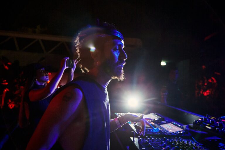 Pakkio Sans ci regala in anteprima l’extended mix di “Inside”