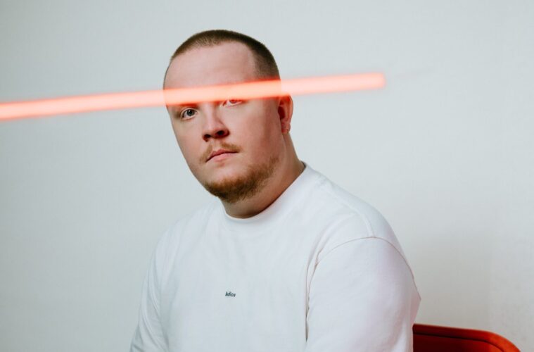 Chris Stussy