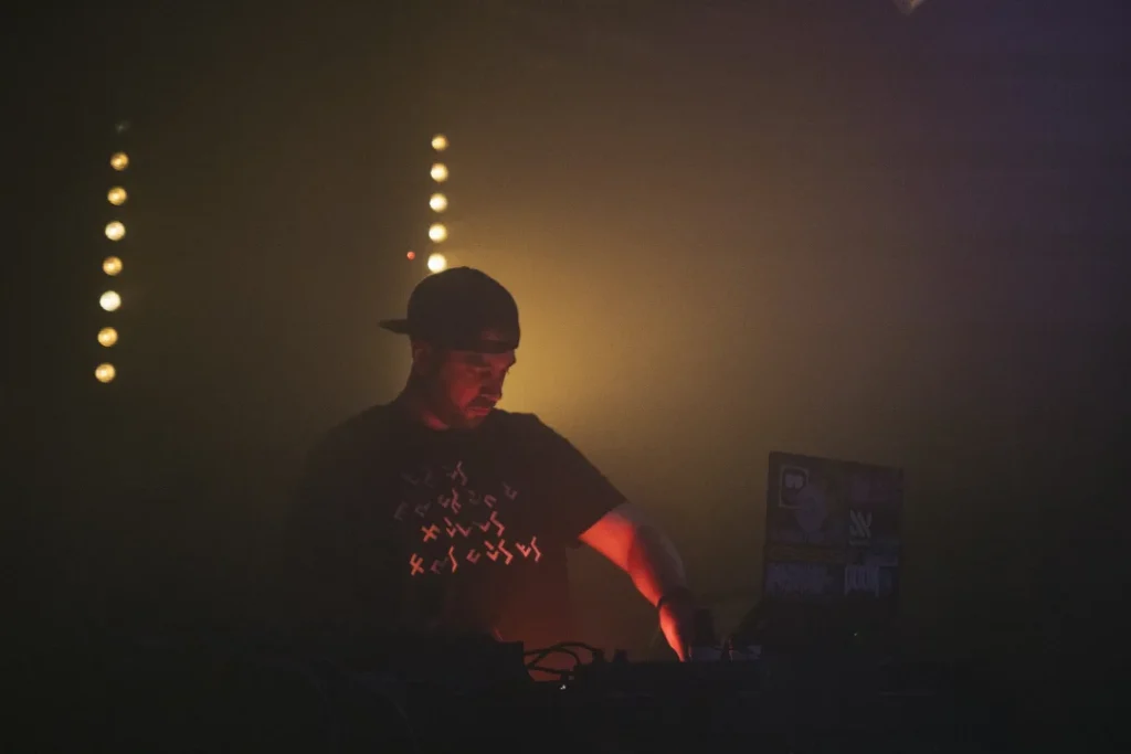 Marco Simioni - JOMO