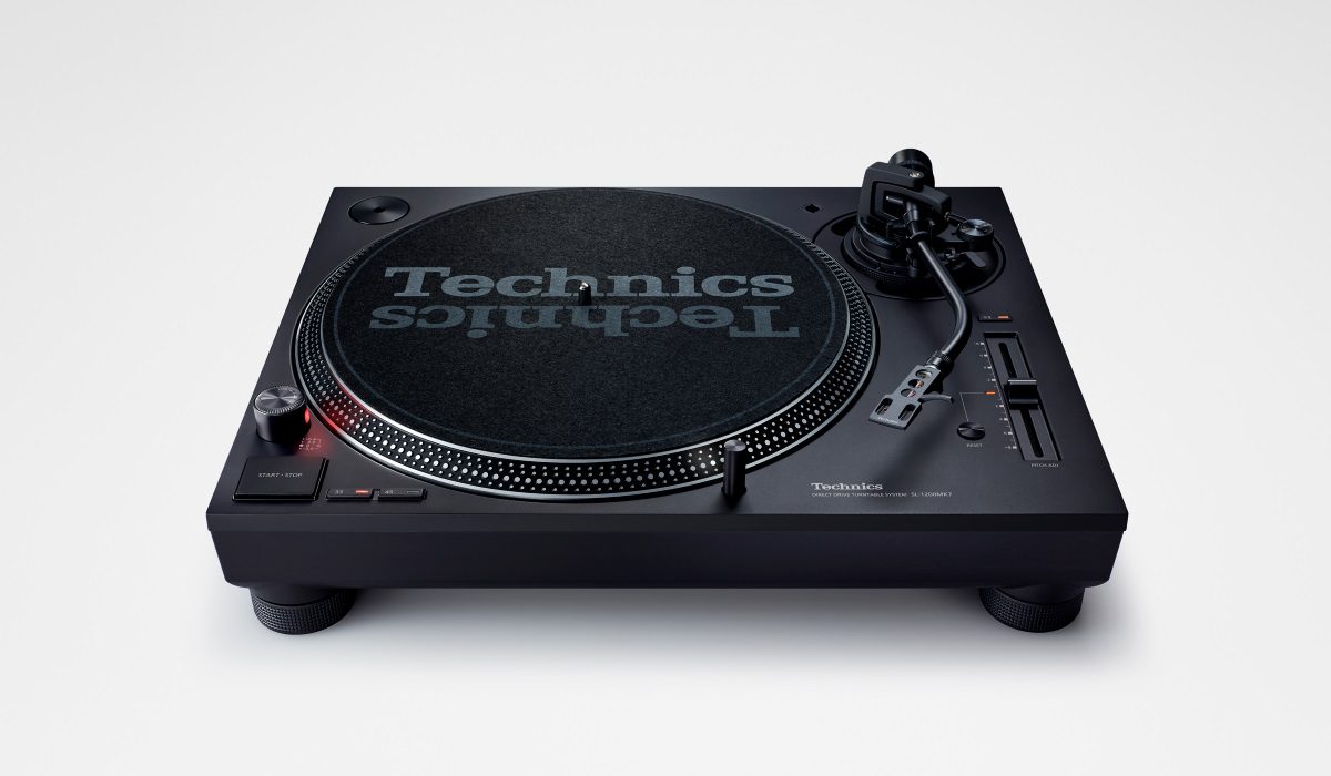 Technics SL-1200 MK7