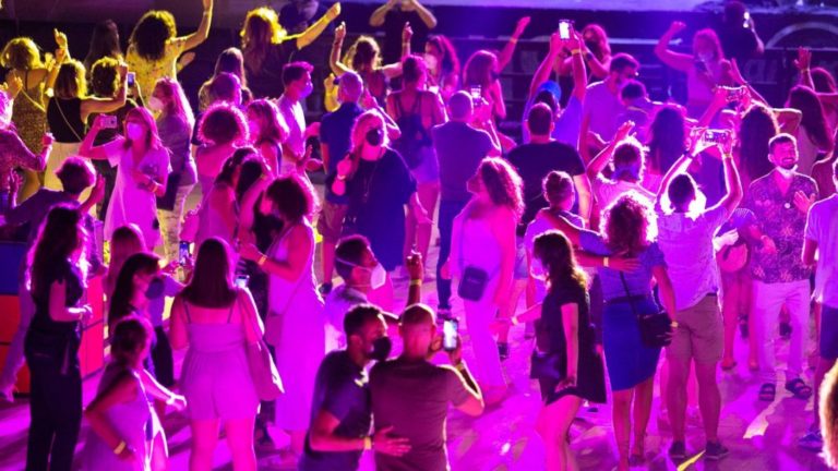 Test pilota di un evento all’Hard Rock Hotel di Ibiza ha dato “zero” contagi