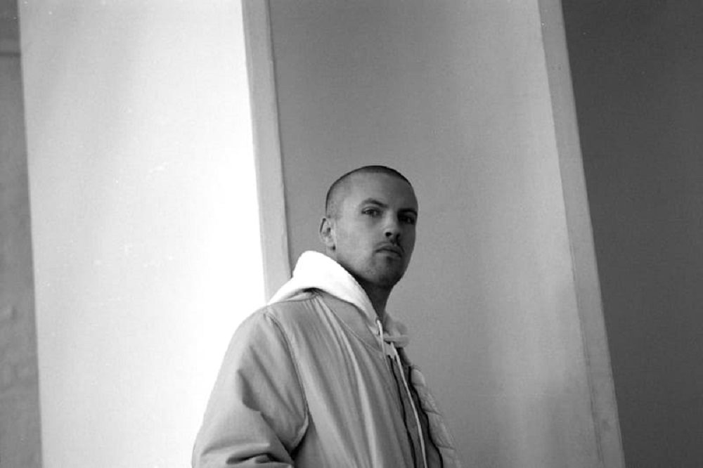 Tommy Four Seven - Veer