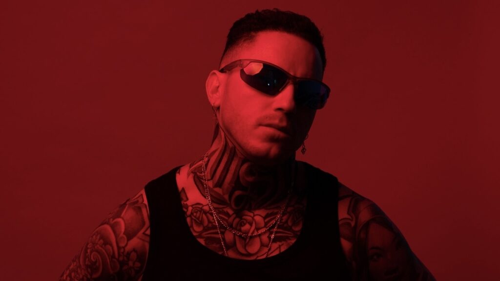 VALENTINO PREMIERE COVER