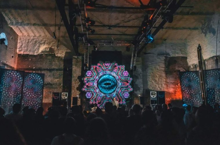 club e i collettivi ucraini