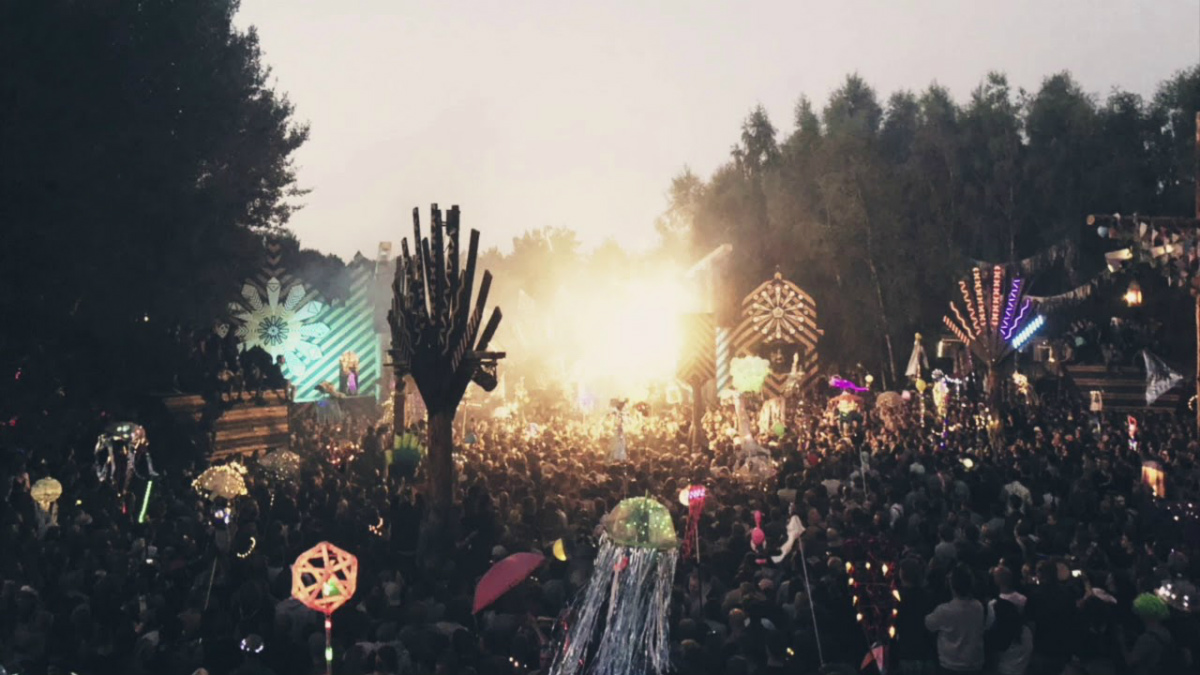 fusion e monis rache