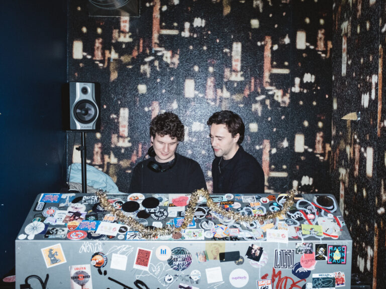 “Condividere playlist, creare community”: la storia di Radio Rudina dall’isola di Hvar a Vienna