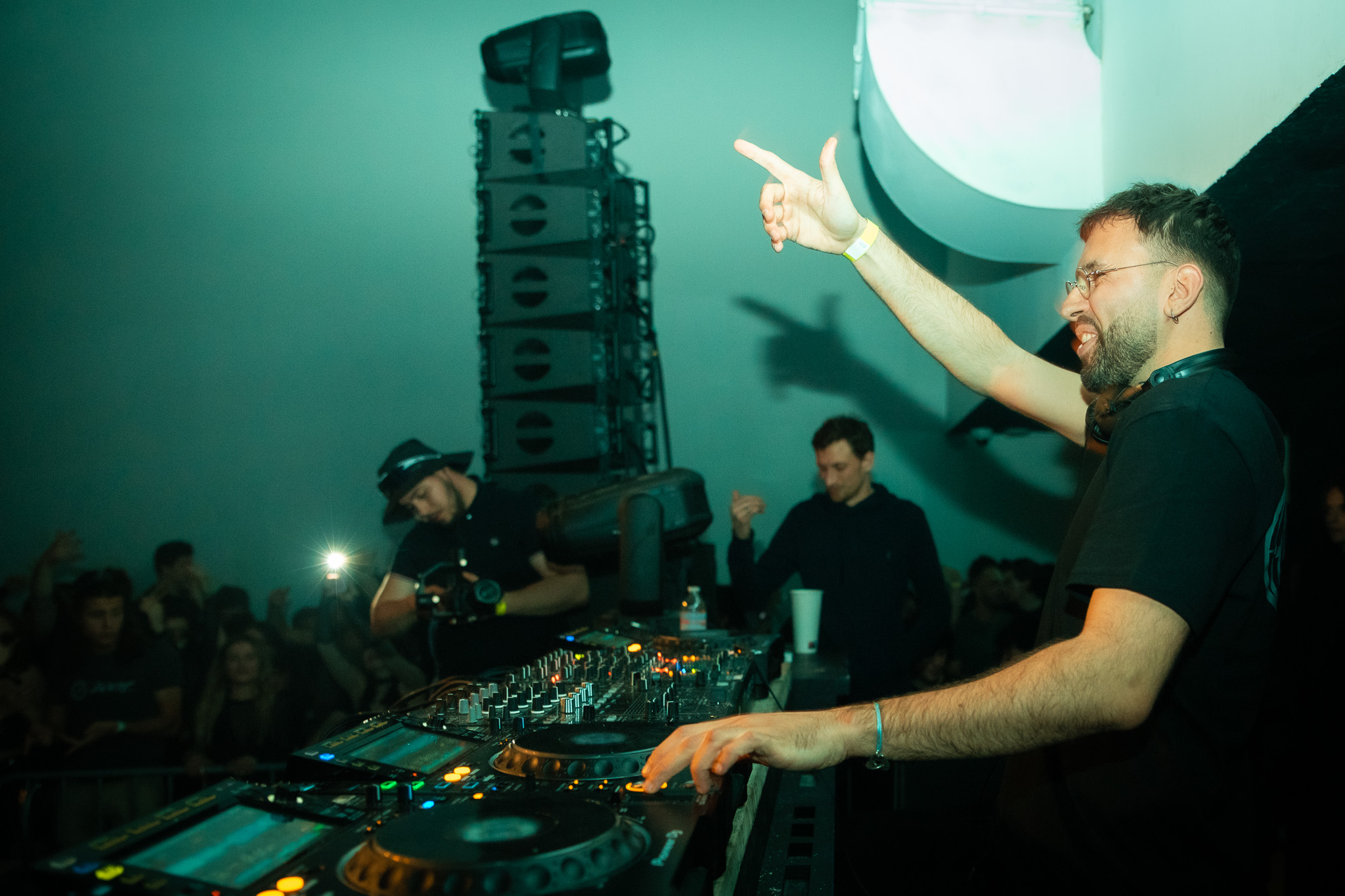 NowNow records peligre