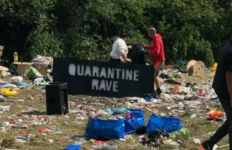 In 6000 a due rave illegali nel Regno Unito