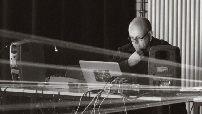 Robert Henke annuncia il prossimo album come Monolake