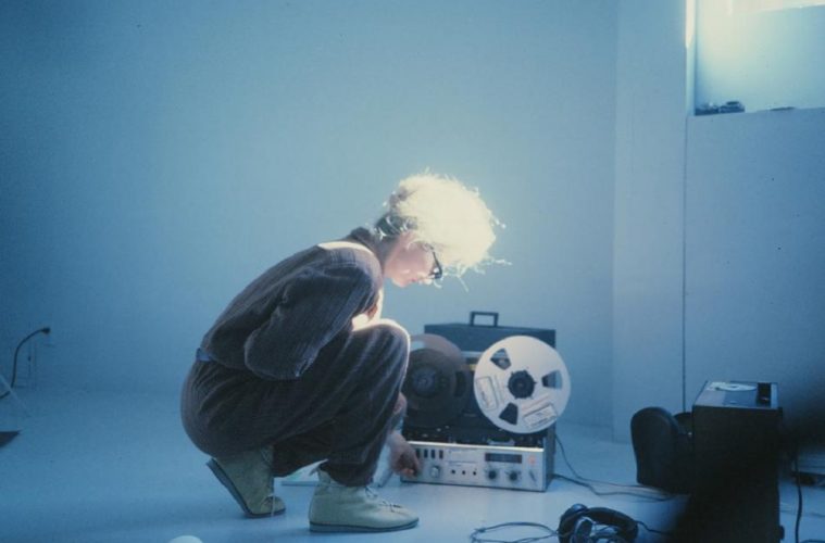 sisters with transistors