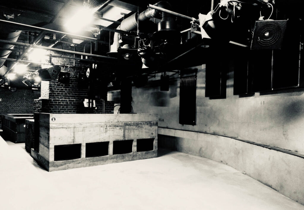 Interno del Tresor West