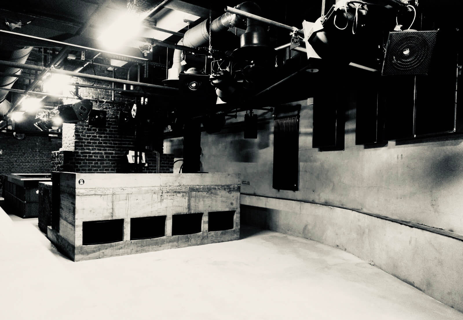 Interno del Tresor West